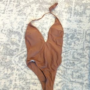 Women's bathing suit ( never been worn)